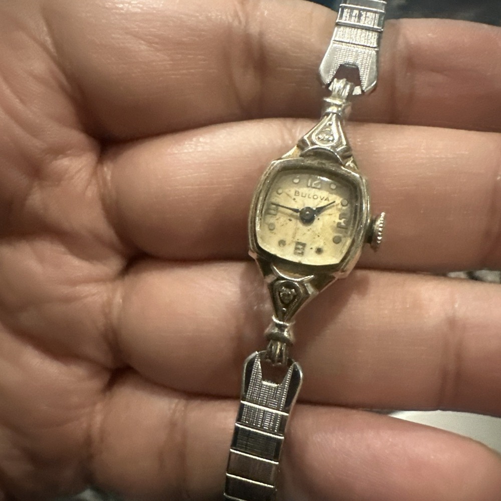 Vintage 1952 Bulova L2 Ladies 10K Gold Filled Cocktail Watch 17 Jewel Working
